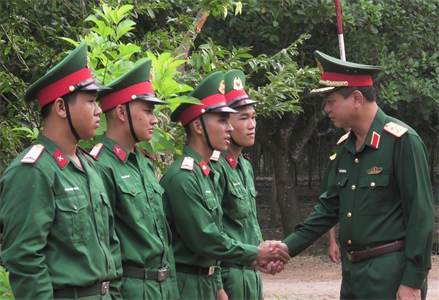 Trung tướng Nguyễn Trường Thắng, Ủy viên Trung ương Đảng, Tư lệnh Quân khu thăm, kiểm tra Trường bắn Quốc gia khu vực 3
