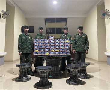 Biên phòng tỉnh Bình Phước bắt giữ hơn 60kg pháo nổ