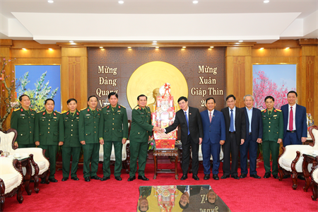 Bộ Tư lệnh Quân khu 7 chúc Tết các cơ quan, đơn vị trên địa bàn tỉnh Lâm Đồng