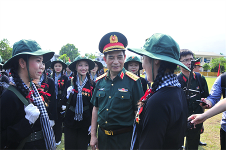 ​Đại tướng Phan Văn Giang động viên lực lượng tham gia diễu binh, diễu hành