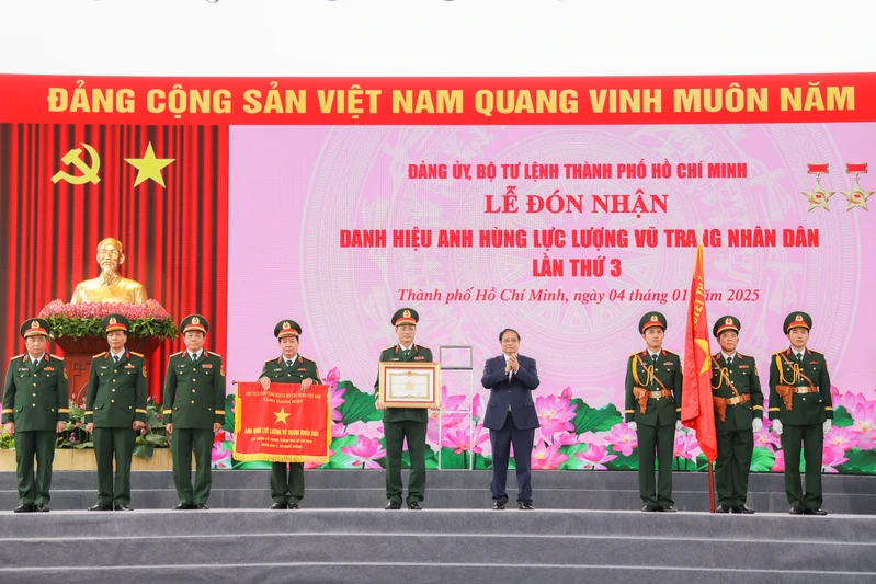 Lực lượng vũ trang Thành phố Hồ Chí Minh - 80 năm bản anh hùng ca bất diệt
