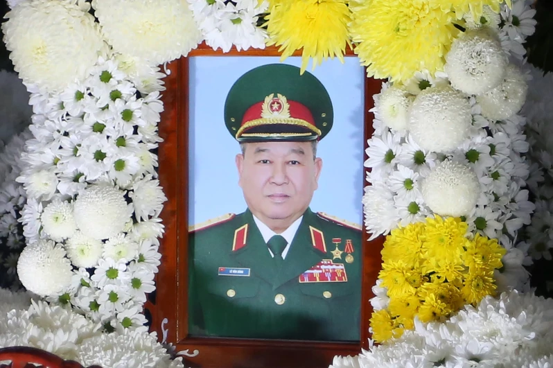 Lễ tang Anh hùng Lực lượng vũ trang nhân dân, Đại tướng Lê Văn Dũng