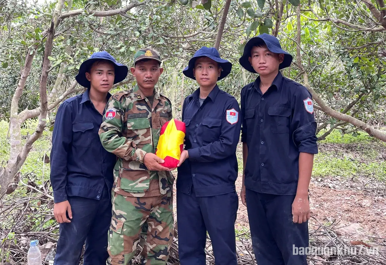 Các Đội K tìm thấy thêm 8 hài cốt liệt sĩ trong ngày 12/10
