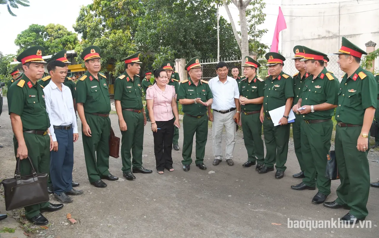 Quân khu 7 và Quân khu 9 khảo sát địa điểm tổ chức hoạt động dân vận tại tỉnh Tây Ninh