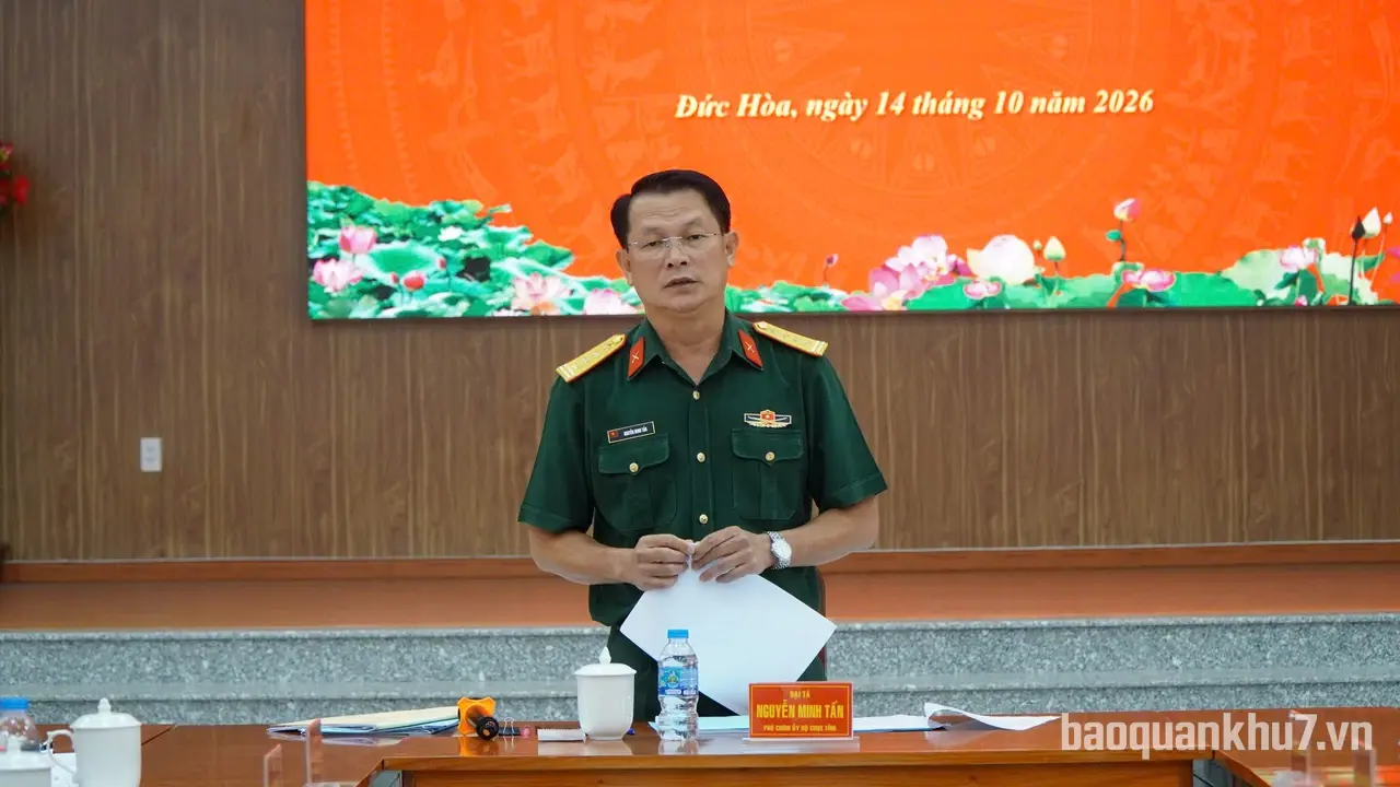 Bộ CHQS tỉnh Tây Ninh đối thoại dân chủ quý IV với cán bộ, chiến sĩ các đơn vị