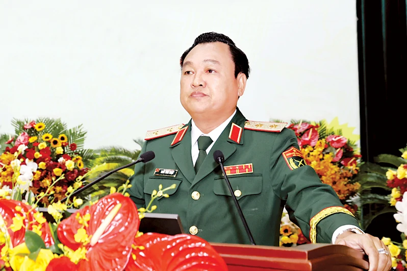 Trung tướng Trần Vinh Ngọc gửi thư chúc mừng cán bộ, nhân viên Ngành y Quân khu 7
