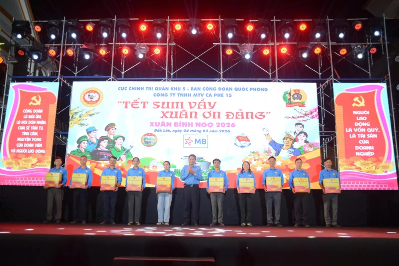 Công ty Cà phê 15 tổ chức chương trình “Tết sum vầy - Xuân ơn Đảng” tại Đắk Lắk