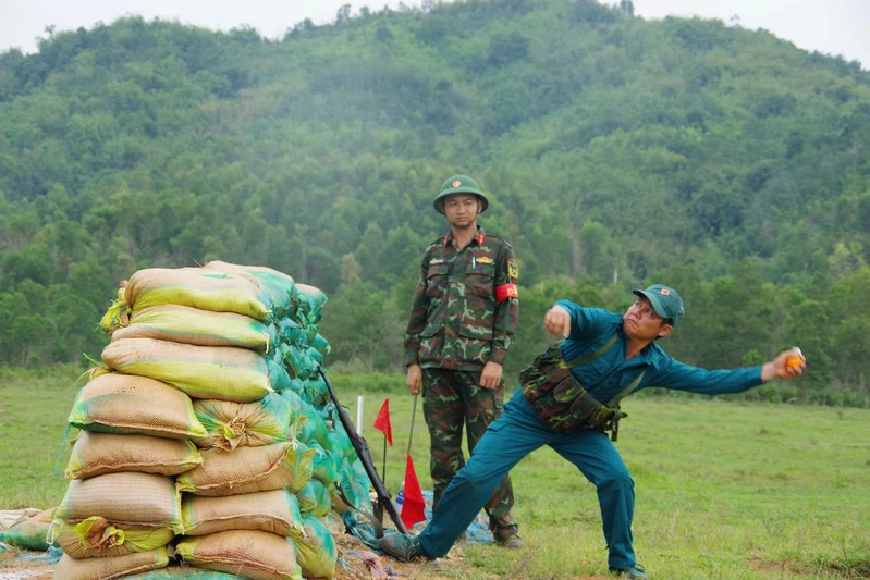 Trung đoàn 719, Binh đoàn 16 kiểm tra bắn đạn thật bảo đảm an toàn tuyệt đối 