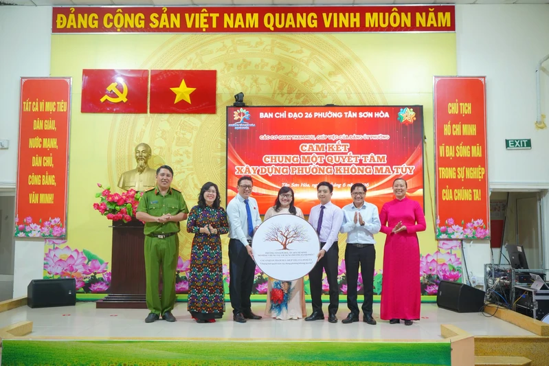 Hiệu quả từ giải pháp nhắn tin tuyên truyền phòng, chống ma túy đến từng người dân – Dấu ấn nổi bật của phường Tân Sơn Hòa trong Tháng hành động phòng, chống ma túy năm 2026