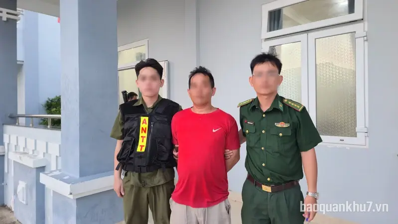 Bộ đội biên phòng TP.HCM: Phát hiện và bắt giữ thuyền viên bị nghi phạm tội “cố ý gây thương tích”