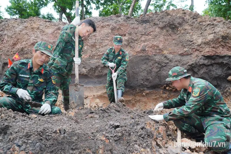 TP. HCM và TP. Đồng Nai hoàn thành lấy mẫu ADN hài cốt liệt sĩ tại các nghĩa trang
