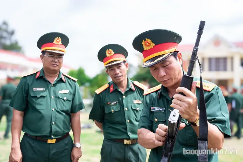 Bộ Tư lệnh Quân khu 7 kiểm tra công tác sẵn sàng chiến đấu tại tỉnh Tây Ninh