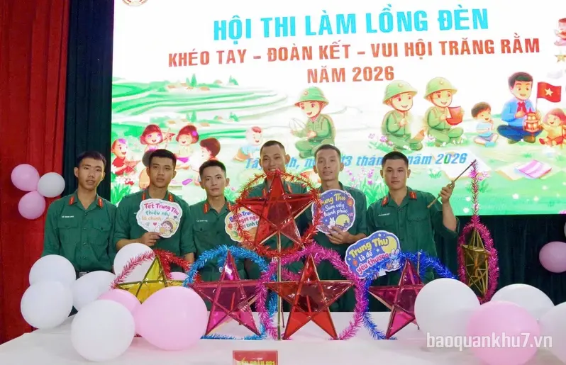 Sôi nổi hội thi lồng đèn “Khéo tay - Đoàn kết - Vui hội trăng rằm”