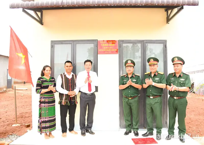 Điểm tựa nơi phên dậu Tổ quốc