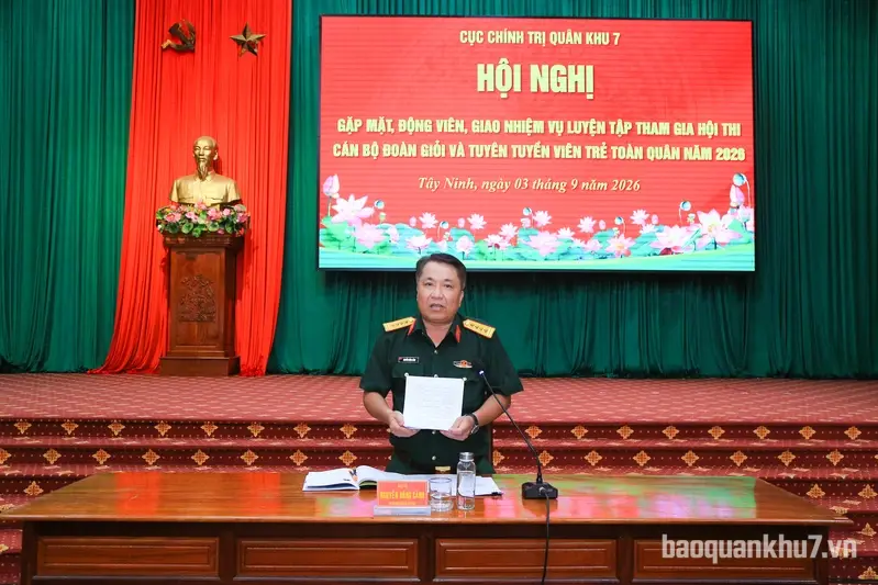 Cục Chính trị Quân khu giao nhiệm vụ cho đội tuyển tham gia Hội thi cán bộ Đoàn giỏi và Tuyên tuyền viên trẻ toàn quân 