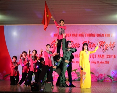 Trường quân sự Quân khu 7 giao lưu văn nghệ chào mừng Ngày Nhà giáo Việt Nam