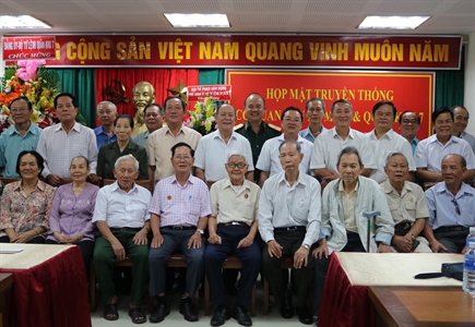 Họp mặt truyền thống cơ quan cán bộ Miền và Quân khu 7
