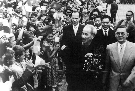Lời Bác Hồ dạy ngày này năm xưa: "Chính sách của chúng ta vốn là chính sách thực hiện hòa bình và ủng hộ hòa bình..."