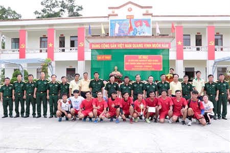 Cục Kỹ thuật Quân khu 7 bế mạc giải bóng chuyền nam mở rộng