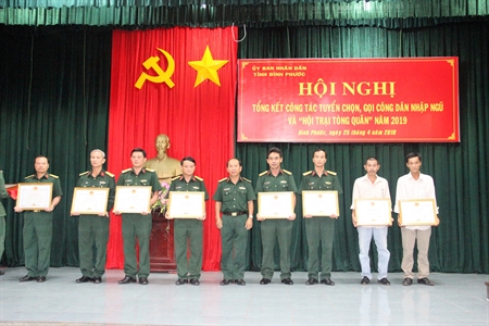 UBND tỉnh Bình Phước tổng kết công tác tuyển chọn, gọi công dân nhập ngũ và Hội trại tòng quân năm 2019