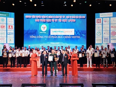Ứng dụng ViettelPost lọt Top10 sản phẩm dịch vụ hàng đầu Việt Nam