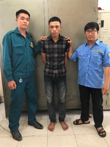 Dân quân huyện Bình Chánh bắt trộm