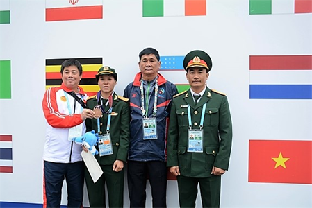 Khổ luyện giành huy chương