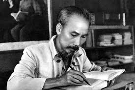 Phải luôn thi đua học tập và công tác, mở rộng tự phê bình và phê bình để tiến bộ mãi,