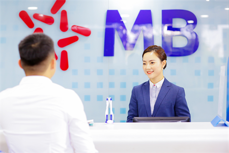 Cấp tín dụng cho dự án điện gió và điện mặt trời: Bước chân người tiên phong