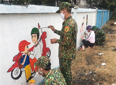 Ra quân dọn vệ sinh môi trường và làm đẹp tuyến đường giao thông