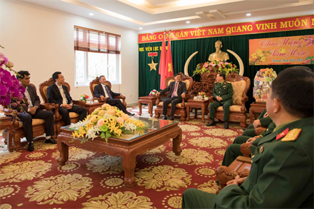 Thường trực Tỉnh ủy Lâm Đồng thăm, chúc tết Bộ Chỉ huy Quân sự tỉnh và Học viện Lục quân
