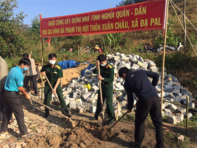 Xây nhà nghĩa tình quân - dân cho gia đình thanh niên trúng tuyển nghĩa vụ quân sự
