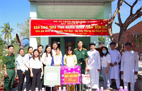Gắn kết tình quân - dân