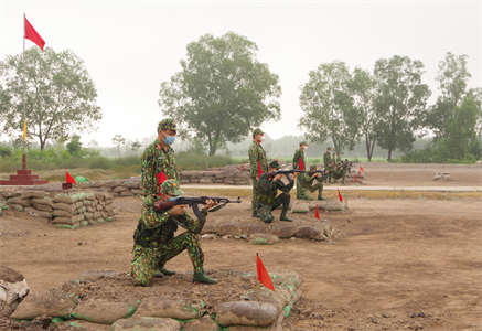 Bộ CHQS tỉnh Long An kiểm tra Trung đội trưởng năm 2022