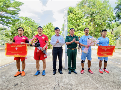 Bộ CHQS tỉnh BR – VT giao lưu bóng chuyền