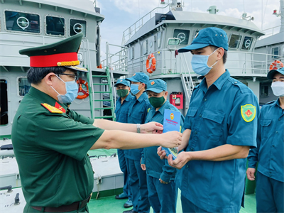Bộ CHQS tỉnh Bà Rịa - Vũng Tàu thăm cán bộ, chiến sĩ Hải đội dân quân thường trực