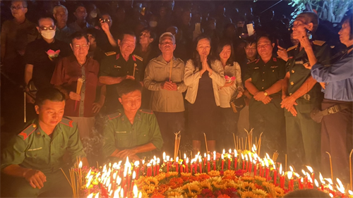 Tri ân anh hùng liệt sĩ tại Đồn Long Khốt