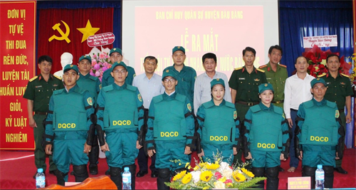 Ra mắt Tiểu đội tự vệ Chi nhánh cấp nước Bàu Bàng, tỉnh Bình Dương