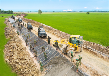 Lữ đoàn Công binh 25 kính báo