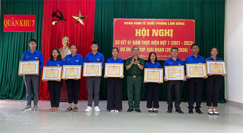 Đoàn Kinh tế - Quốc phòng Lâm Đồng sơ kết đợt 1 Dự án 174 của Bộ Quốc phòng