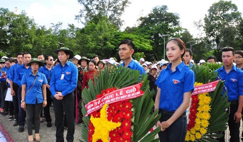 Linh thiêng Côn Đảo: 
Côn Đảo ngày giỗ lớn (Kỳ 1)