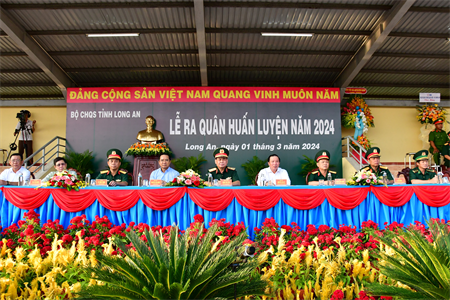 Bộ CHQS tỉnh Long An tổ chức lễ ra quân huấn luyện năm 2024