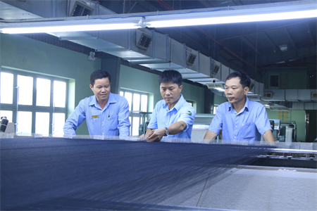 Gương sáng người “thợ máy”