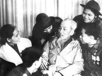 Giáo dục đạo đức cách mạng cho thanh niên Quân đội theo tư tưởng Hồ Chí Minh
