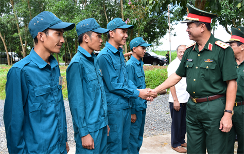 Xây dựng chốt dân quân biên giới chính quy