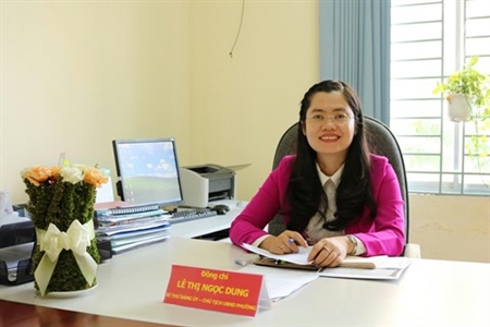 Người cán bộ mẫu mực, gần dân