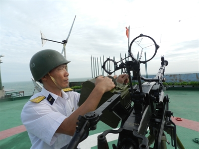 Đón Quốc khánh nơi đầu sóng ngọn gió