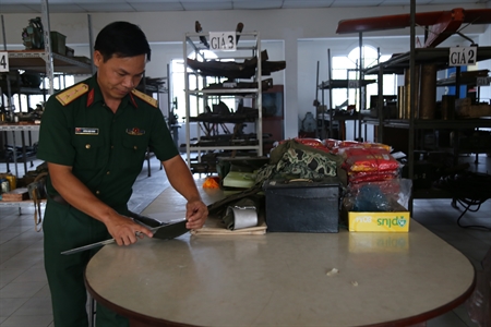 Gương mẫu để xứng đáng truyền thống cha anh