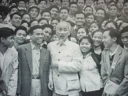 Lời Bác Hồ dạy ngày này năm xưa: “Thanh niên phải luôn luôn rèn luyện đạo đức cách mạng ”