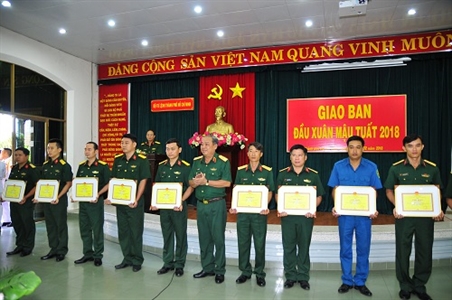 ​Bộ Tư lệnh TP.HCM khen thưởng 45 tập thể, cá nhân có thành tích xuất sắc trong Tết Mậu Tuất 2018